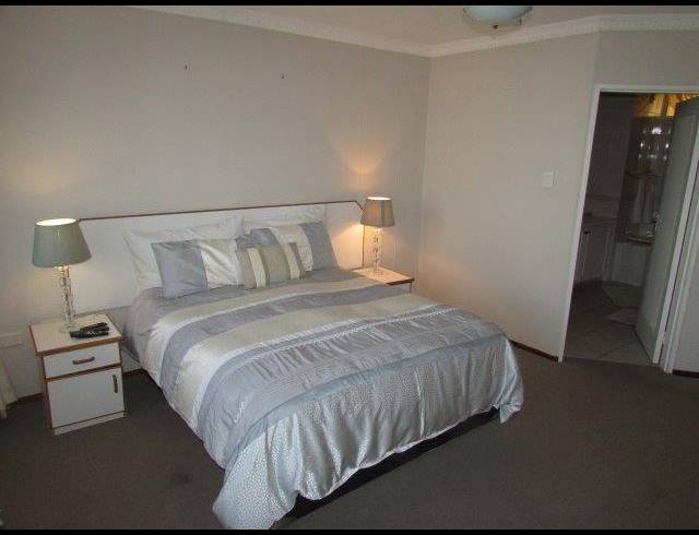4 BEDROOM APARTMENT FOR SALE IN MANABA BEACH
